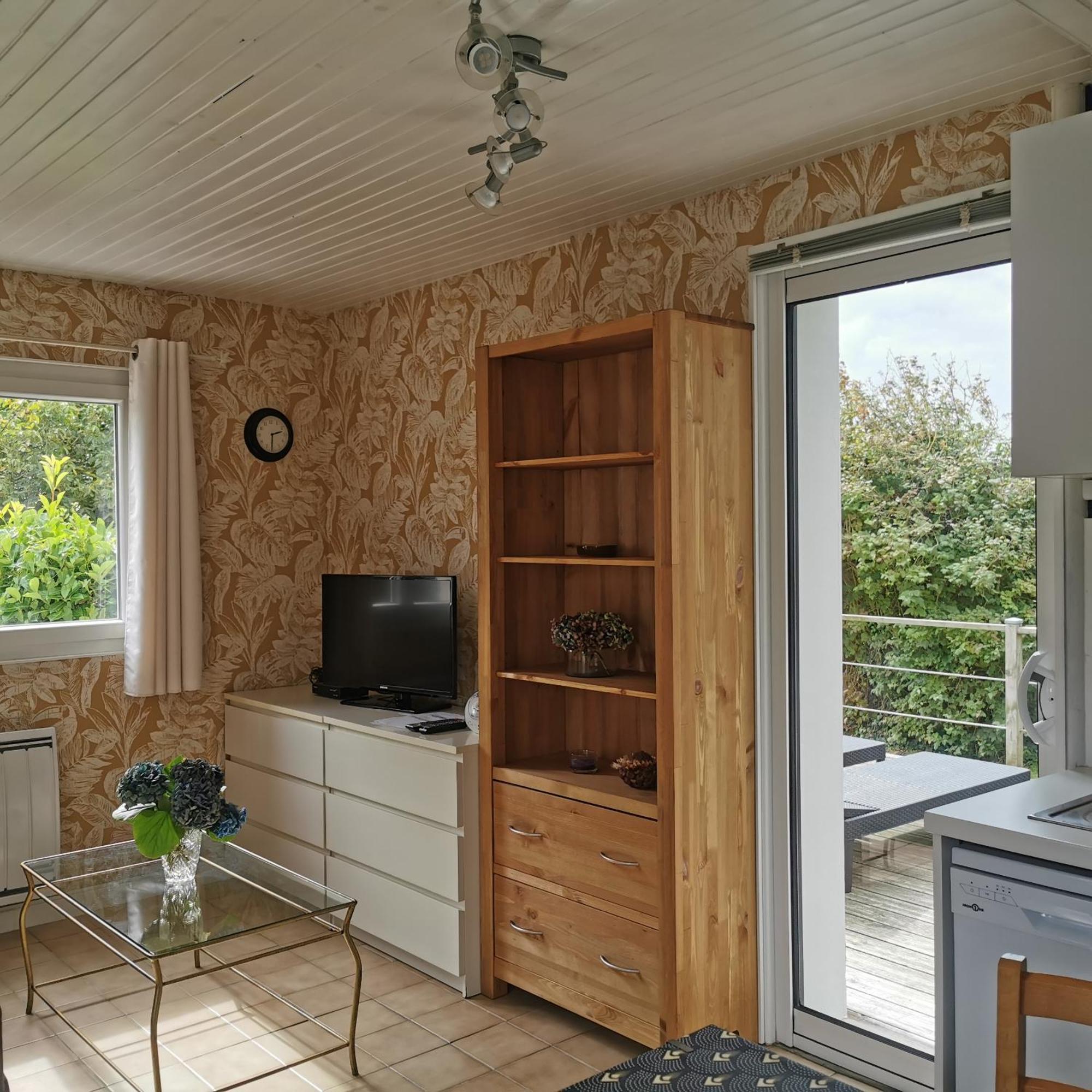 Dependance Au Calme Dans Notre Jardin Villa Saint-Aubin-Des-Preaux Exterior photo